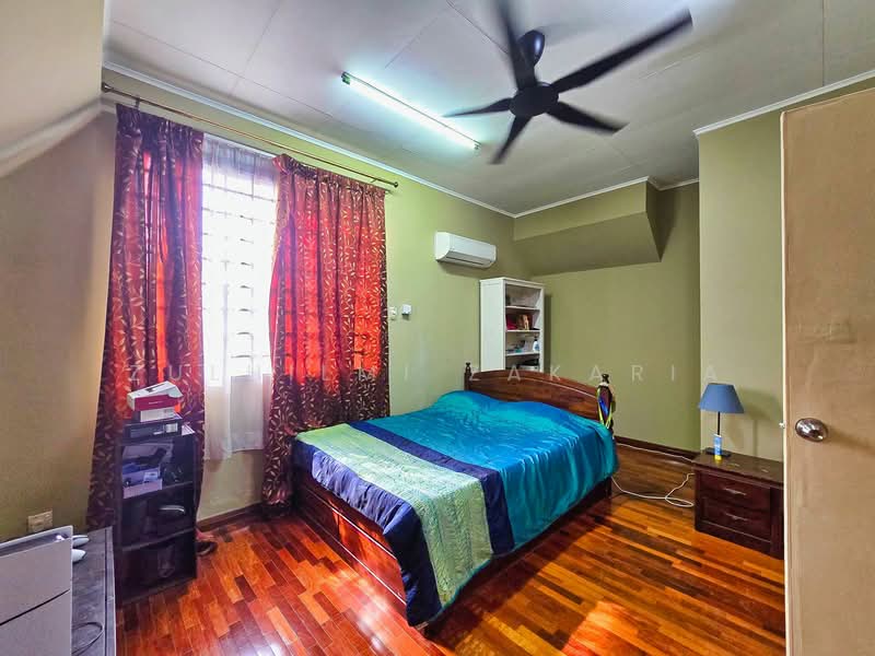 2.5-storey Terraced House for Sale in Bandar Sri Damansara (Selangor) - Zulhilmi Zakaria - Bedroom - PropertyGuru.com.my