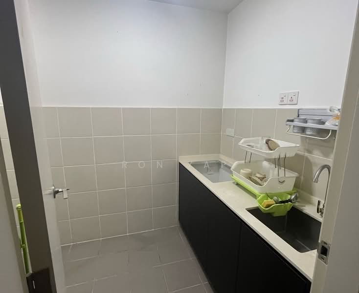 Service Residence for Sale at Suite Enesta - Ron Yap - Kitchen - PropertyGuru.com.my