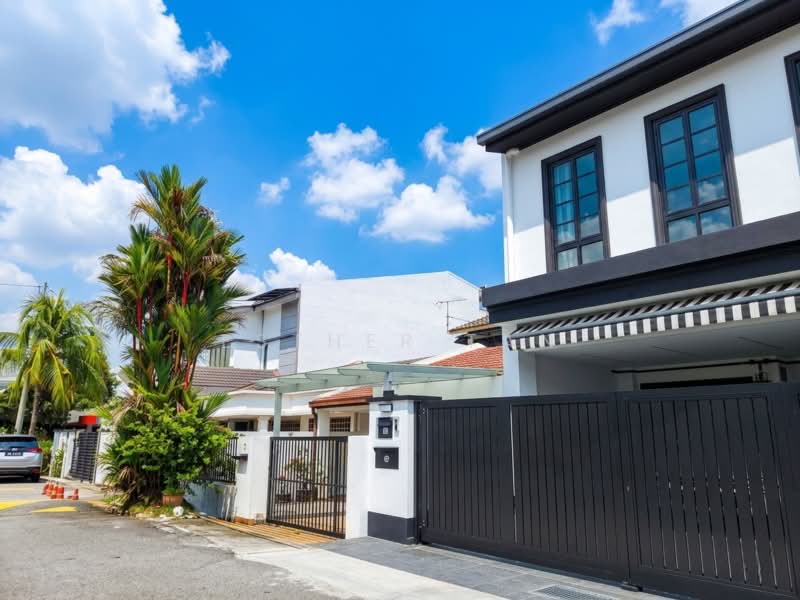 1-storey Terraced House for Sale in Taman Lucky (Bangsar) - Esther Tan - Exterior - PropertyGuru.com.my