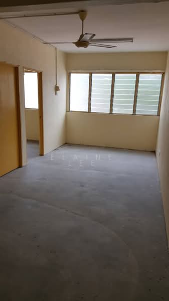 Flat for Sale at Taman Bukit Bendera (Block 420) - Elaine Lee - Interior - PropertyGuru.com.my