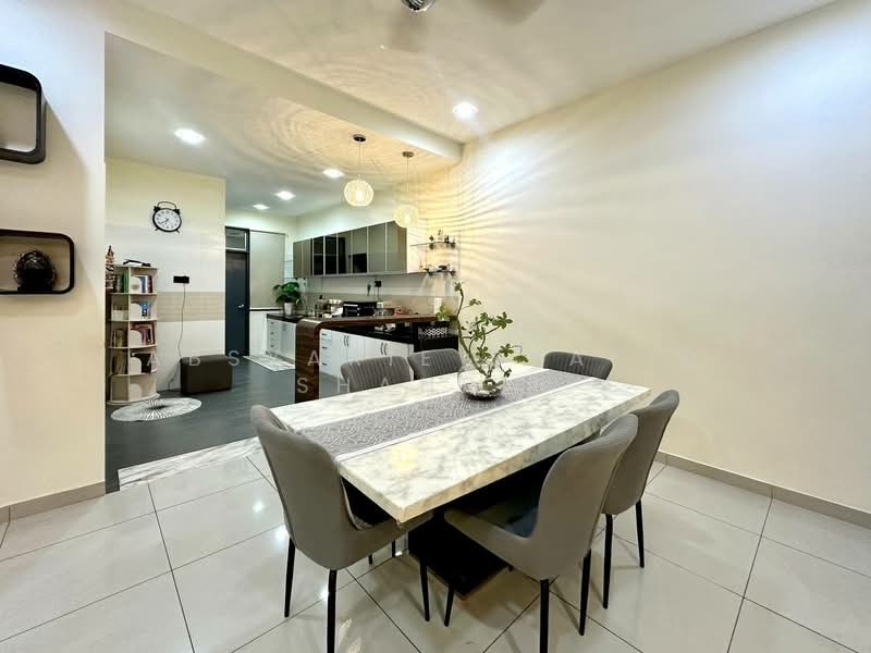 2-storey Terraced House for Sale in Alam Impian (Shah Alam) - Absyarie Syafiq Shahrin - Dining Room - PropertyGuru.com.my