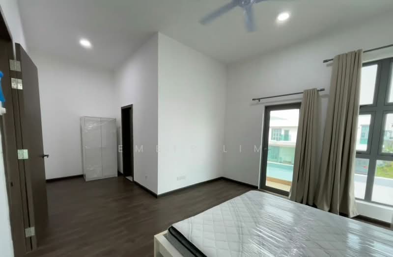 Semi-Detached House for Rent in Taman Bukit Skudai (Skudai) - Ember Lim - Bedroom - PropertyGuru.com.my