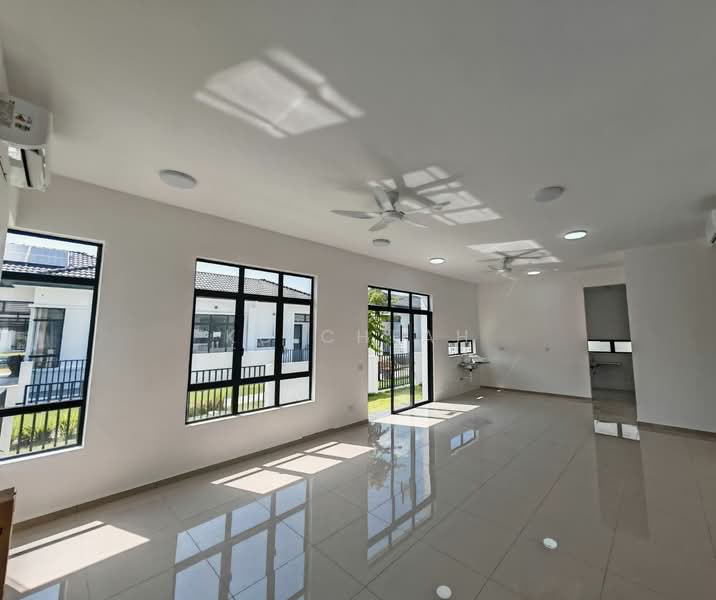 Rumah Teres 2 Tingkat untuk Disewa di Shah Alam (Selangor) - KC Cheah - Living Room - PropertyGuru.com.my