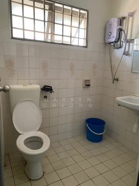 Terraced House for Sale in Usj 13 (Subang Jaya) - DARREN CHEONG - Bathroom - PropertyGuru.com.my