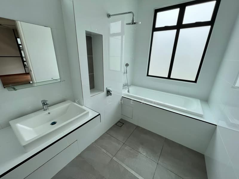 Rumah Banglo untuk Disewa di Kuala Selangor (Selangor) - KC Cheah - Bathroom - PropertyGuru.com.my