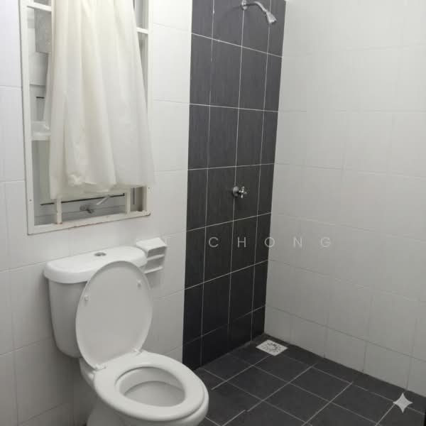 Servis Apartment untuk Dijual di Saville @ Kajang - Kent Chong - Bathroom - PropertyGuru.com.my