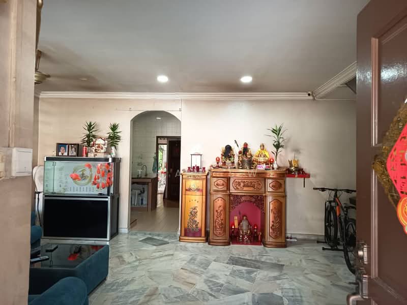 Rumah Teres 2 Tingkat untuk Dijual di Kampung Batu Muda (Batu Caves) - Ethan Swe - Living Room - PropertyGuru.com.my