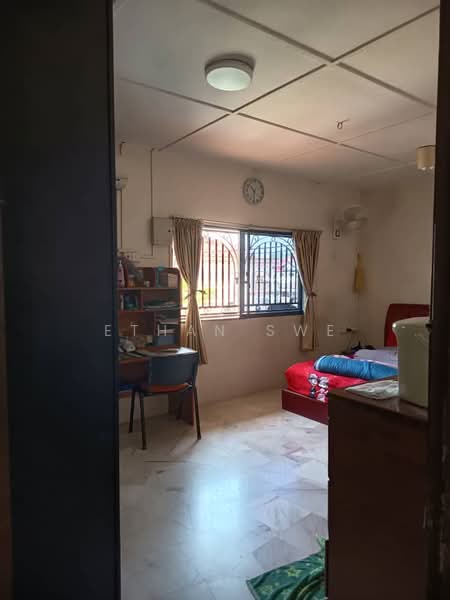 Rumah Teres 2 Tingkat untuk Dijual di Kampung Batu Muda (Batu Caves) - Ethan Swe - Bedroom - PropertyGuru.com.my