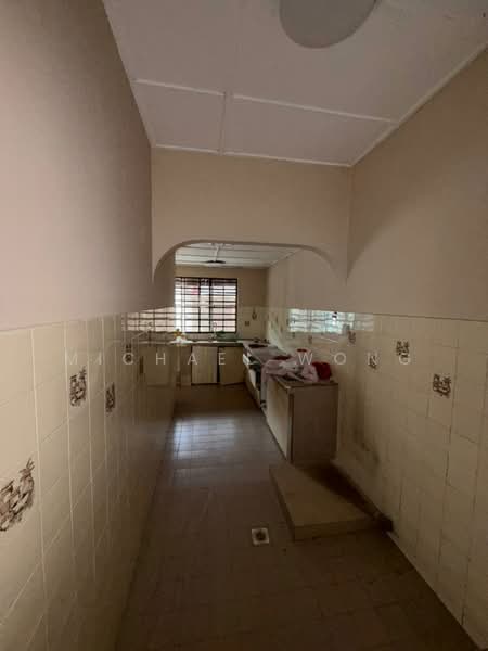 1-storey Terraced House for Sale in Bandar Baru Sungai Buloh (Sungai Buloh) - Michael Wong - Kitchen - PropertyGuru.com.my