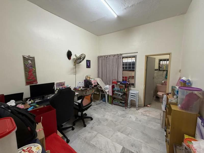 2-storey Terraced House for Sale in Skudai (Johor) - Albert Liew - Study - PropertyGuru.com.my
