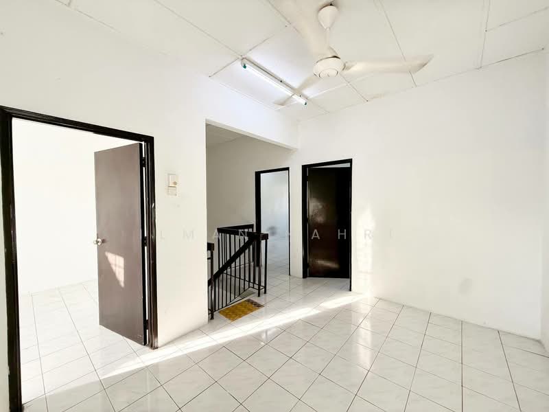 2-storey Terraced House for Sale in Taman Sri Bayu (Sepang) - Ilman Nahri - Interior - PropertyGuru.com.my