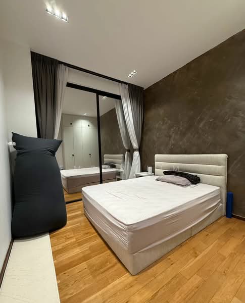 Rumah Berkembar untuk Dijual di Leisure Farm (Gelang Patah) - Ember Lim - Bedroom - PropertyGuru.com.my