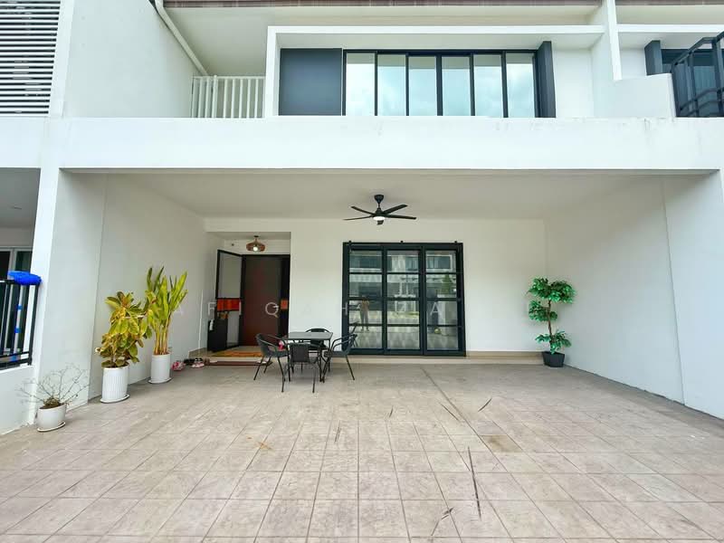 Rumah Teres 2 Tingkat untuk Dijual di Cyberjaya (Selangor) - Afiqah zaidi - PropertyGuru.com.my