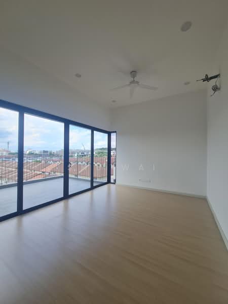 Rumah Berkembar untuk Dijual di Bukit Jalil (Kuala Lumpur) - Shu Wai - Balcony - PropertyGuru.com.my