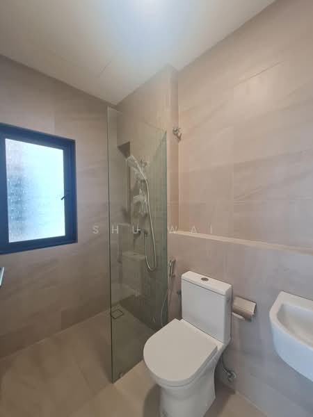 Rumah Berkembar untuk Dijual di Bukit Jalil (Kuala Lumpur) - Shu Wai - Bathroom - PropertyGuru.com.my