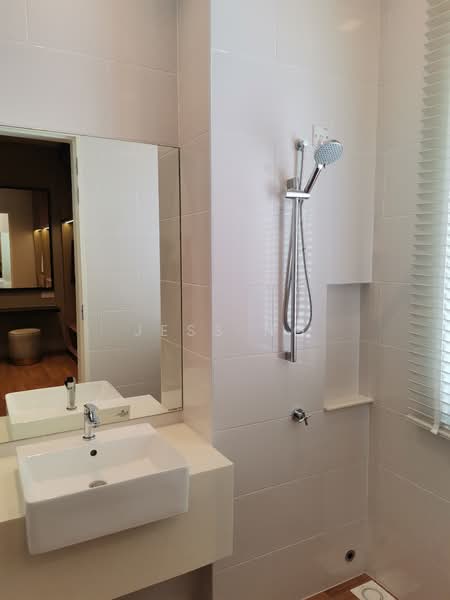 Semi-Detached House for Sale in Semenyih (Selangor) - jess ng - Bathroom - PropertyGuru.com.my