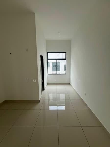 Semi-Detached House for Sale in Taman Mutiara Rini (Skudai) - Ember Lim - Interior - PropertyGuru.com.my