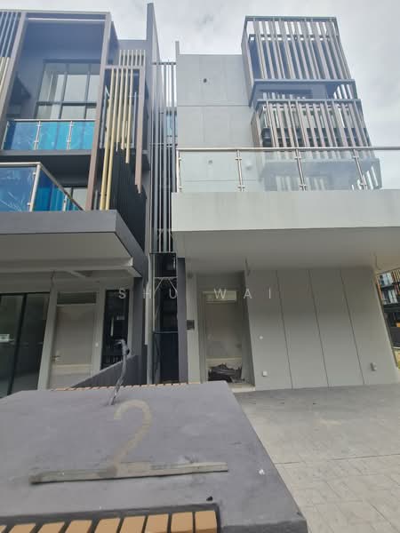 3-storey Terraced House for Sale in Bukit Jalil (Kuala Lumpur) - Shu Wai - Exterior - PropertyGuru.com.my