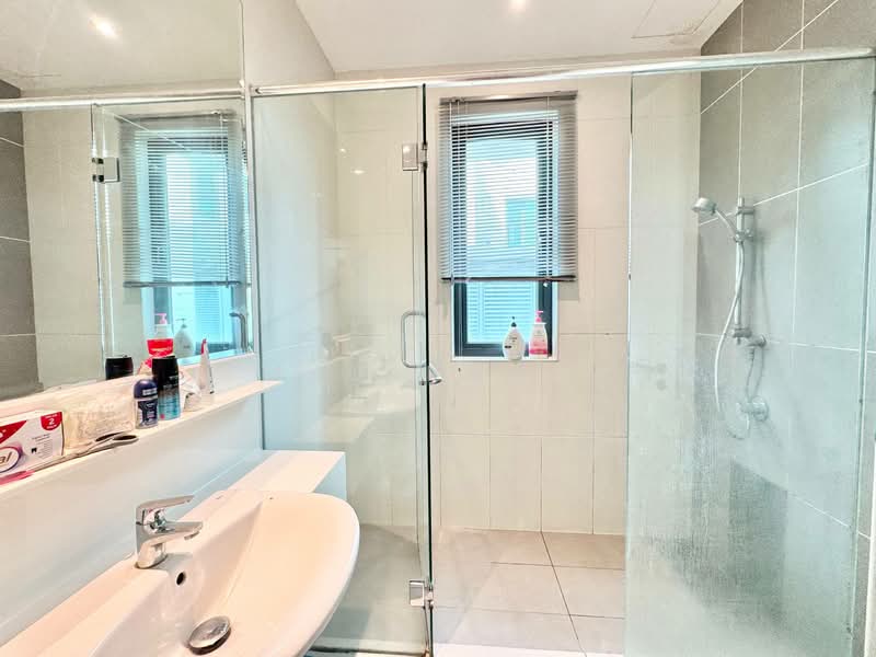 Bungalow for Sale in Cyberjaya (Selangor) - Mahirah . - Bathroom - PropertyGuru.com.my
