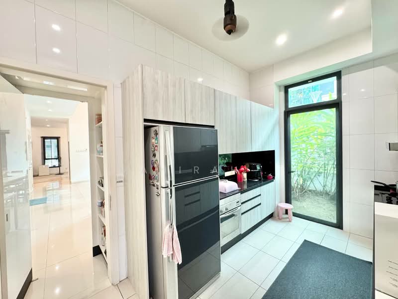 Bungalow for Sale in Cyberjaya (Selangor) - Mahirah . - Kitchen - PropertyGuru.com.my