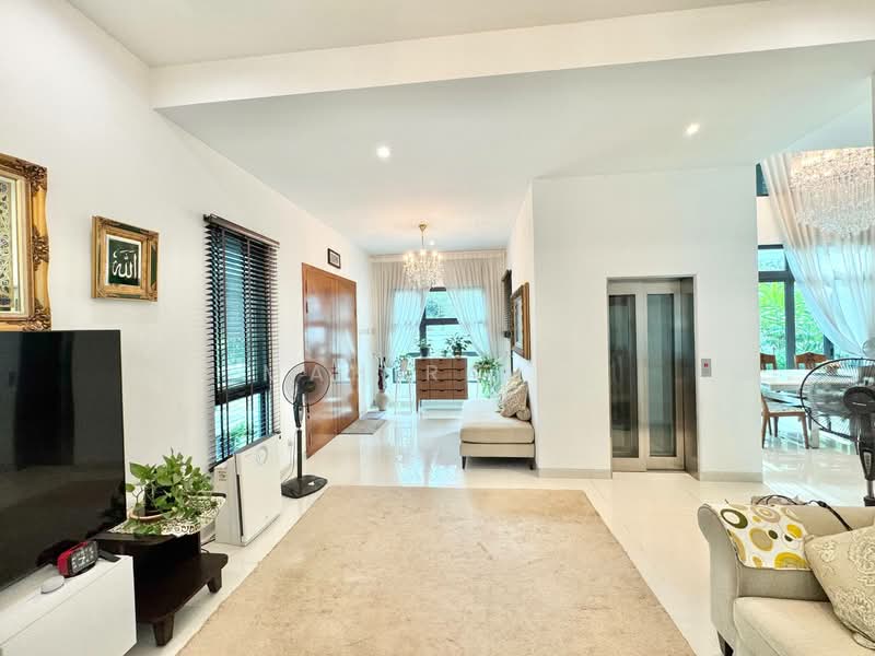 Bungalow for Sale in Cyberjaya (Selangor) - Mahirah . - Living Room - PropertyGuru.com.my