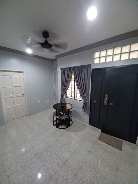 Rumah Teres 2 Tingkat untuk Dijual di Taman Pelangi (Johor Bahru) - Eric Tee - Entrance - PropertyGuru.com.my