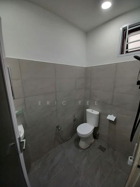 Rumah Teres 2 Tingkat untuk Dijual di Taman Pelangi (Johor Bahru) - Eric Tee - Bathroom - PropertyGuru.com.my