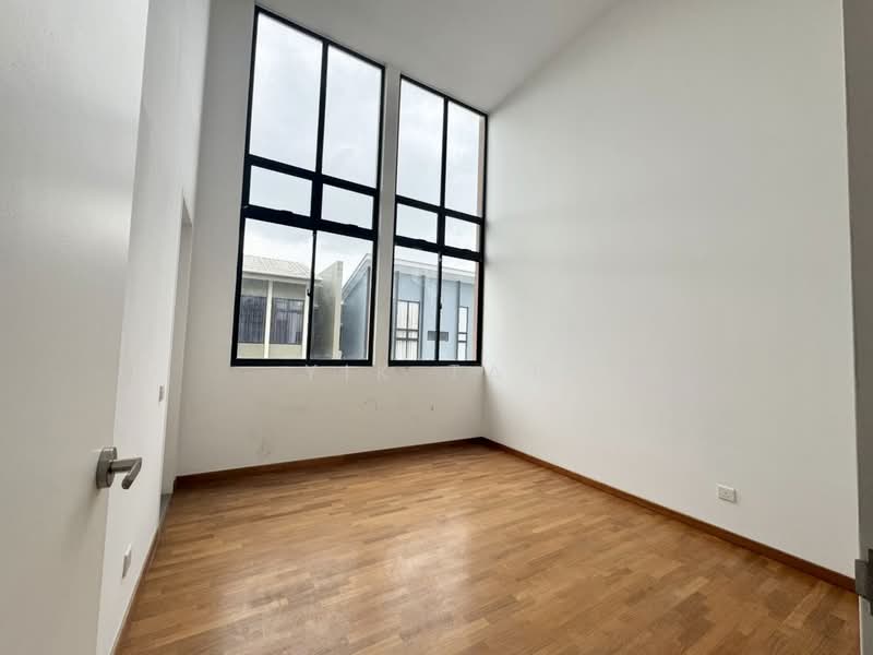 Cluster House for Sale in Setia Tropika (Johor Bahru) - Yik Tat - PropertyGuru.com.my