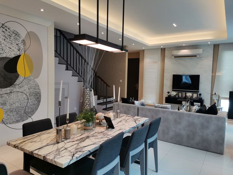 Semi-Detached House for Sale in Semenyih (Selangor) - jess ng - Dining Room - PropertyGuru.com.my