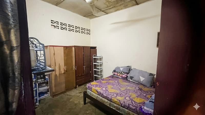 1-storey Terraced House for Sale in Bandar Rinching (Semenyih) - Kent Chong - Bedroom - PropertyGuru.com.my