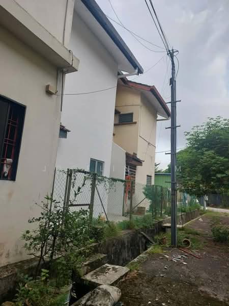 2-storey Terraced House for Sale in Bandar Mahkota Cheras (Cheras) - Jocelin Lim - Exterior - PropertyGuru.com.my