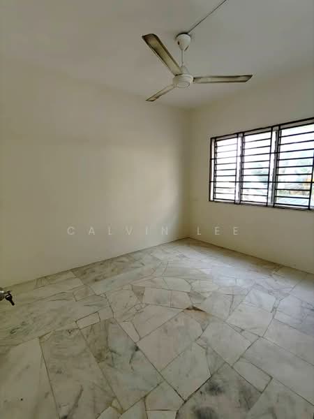 Apartment for Sale at Taman Desa Kempas - Calvin Lee - PropertyGuru.com.my
