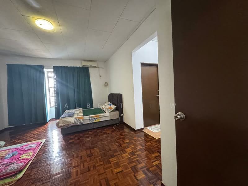 2-storey Terraced House for Sale in Tebrau (Johor) - Albert Liew - Bedroom - PropertyGuru.com.my