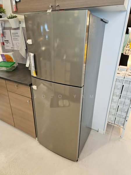 Service Residence for Sale at 10 Stonor - Jojo Yam - Kitchen - PropertyGuru.com.my