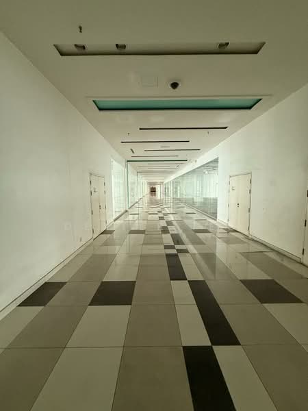 Pejabat Runcit untuk Dijual di Golden Triangle (KL City Centre) - Dexter Teo - Corridor - PropertyGuru.com.my