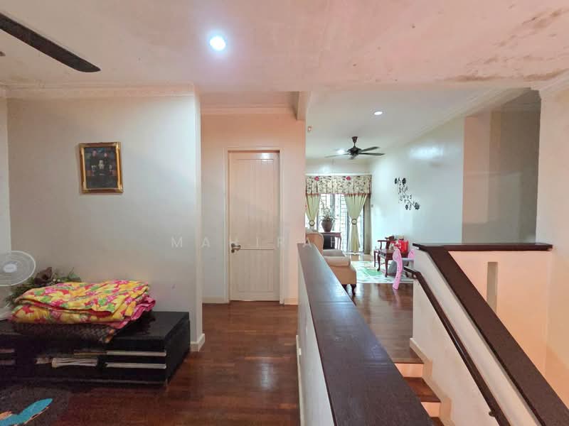 Semi-Detached House for Sale in Bandar Baru Bangi (Selangor) - Mahirah . - Living Room - PropertyGuru.com.my
