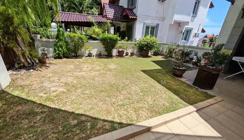 Bungalow for Sale in Batu Ferringhi (Penang) - Caryn Hum - Garden - PropertyGuru.com.my