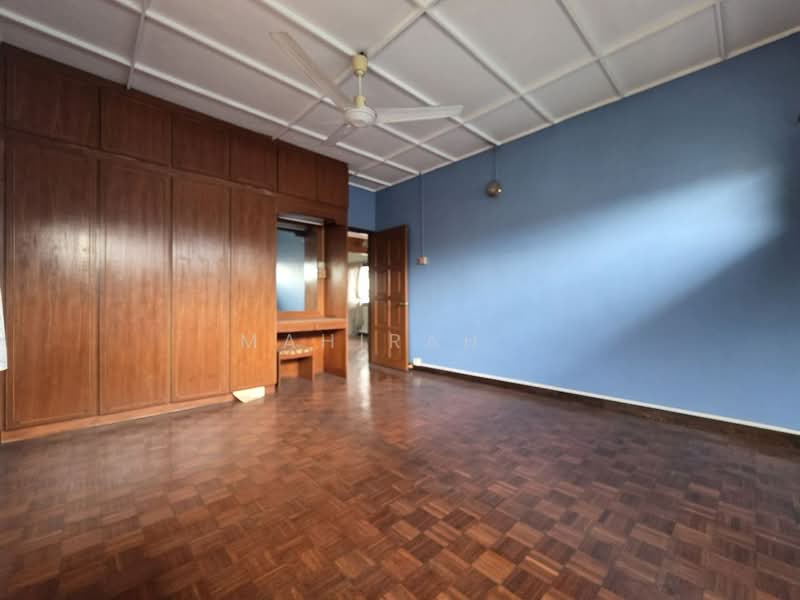 Bungalow for Sale in Taman Tun Dr Ismail (Kuala Lumpur) - Mahirah . - Bedroom - PropertyGuru.com.my