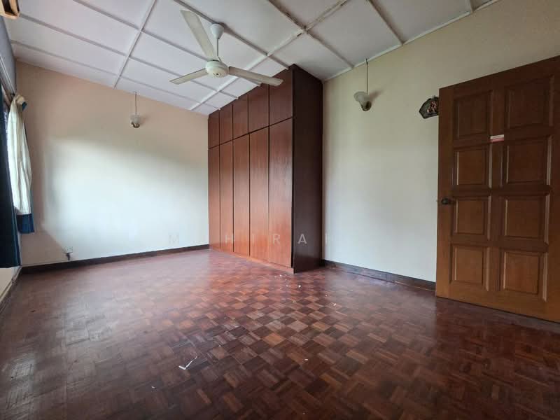 Bungalow for Sale in Taman Tun Dr Ismail (Kuala Lumpur) - Mahirah . - Bedroom - PropertyGuru.com.my