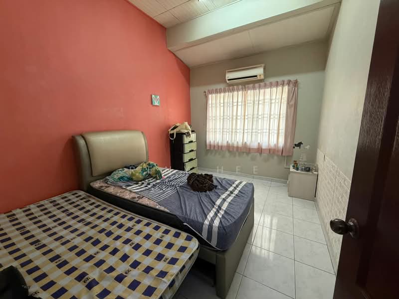 1-storey Terraced House for Sale in Taman Nusa Bestari (Iskandar Puteri (Nusajaya)) - Reny Hee - Bedroom - PropertyGuru.com.my
