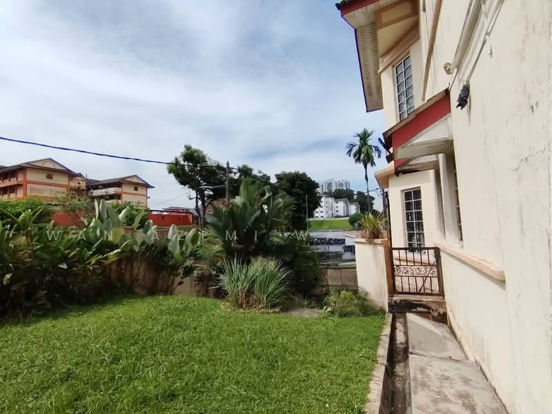 2.5-storey Terraced House for Sale in Taman Setiawangsa (Setiawangsa) - Wan Azemi Wan Daud - Exterior - PropertyGuru.com.my