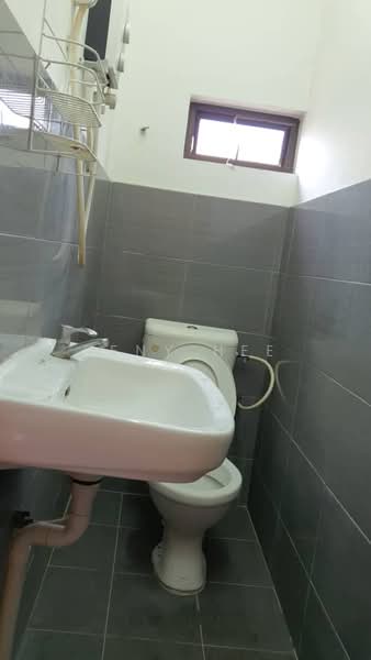Rumah Teres 1 Tingkat untuk Dijual di Taman Serene (Johor Bahru) - Reny Hee - Bathroom - PropertyGuru.com.my