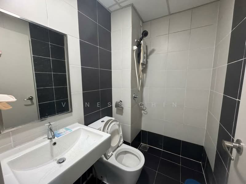 Service Residence for Rent at Centrestage Designer Suite - Vaness Chin - Bathroom - PropertyGuru.com.my