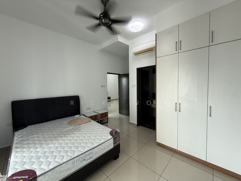 Kondominium untuk Disewa di M Condominium @ Larkin - Ricky Woo - Bedroom - PropertyGuru.com.my