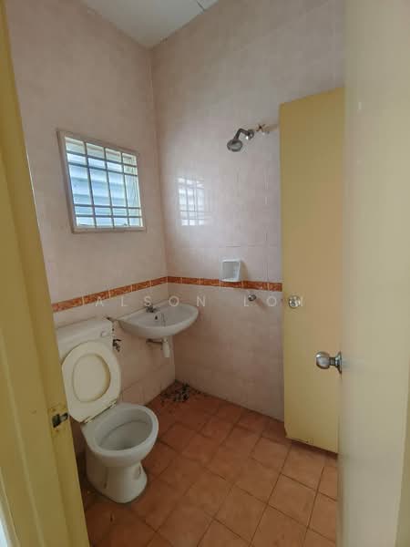 2-storey Terraced House for Sale in Taman Segar Perdana (Cheras) - Alson Loh - Bathroom - PropertyGuru.com.my