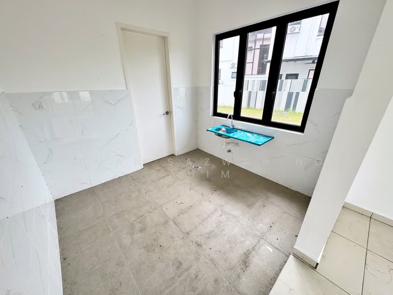 Rumah Banglo untuk Dijual di Alam Sari (Bangi) - Herman Sazwan Nor Rahim - Kitchen - PropertyGuru.com.my