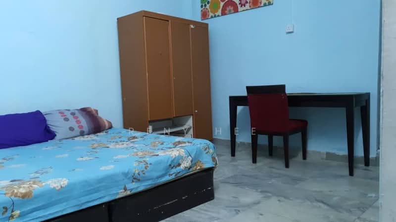 Rumah Teres 1 Tingkat untuk Dijual di Taman Serene (Johor Bahru) - Reny Hee - Bedroom - PropertyGuru.com.my
