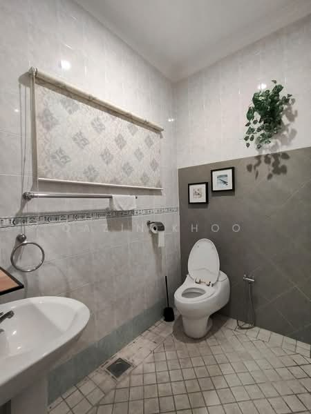 2-storey Terraced House for Sale in Gunung Rapat (Ipoh) - Qazin Khoo - Bathroom - PropertyGuru.com.my
