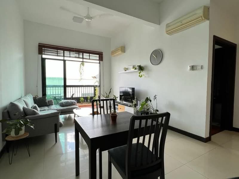 Servis Apartment untuk Dijual di The Heritage Residence - Edmund Goh - Living Room - PropertyGuru.com.my