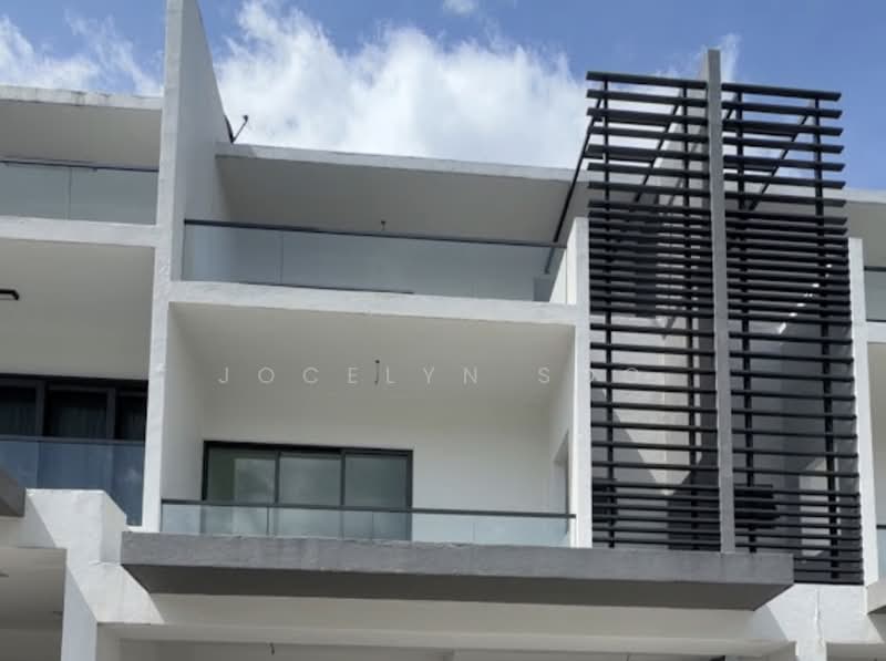 Rumah Teres 3 Tingkat untuk Dijual di Batu 9 (Cheras) - Jocelyn Soo - PropertyGuru.com.my